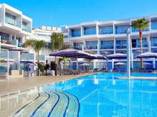 Limanaki Beach Hotel & Suites, 4*