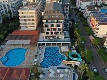 White City Beach, 4*