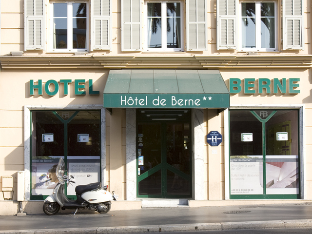 фото отеля De Berne изображение №1