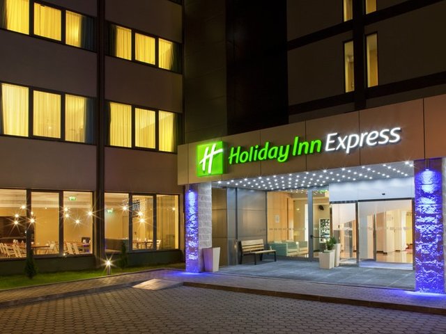 фото отеля Holiday Inn Express Lisbon Airport изображение №1