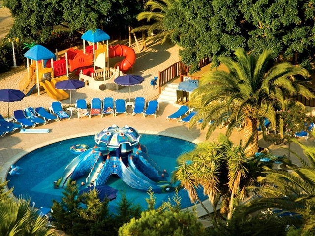 фотографии отеля Sun Beach Resort Complex изображение №11