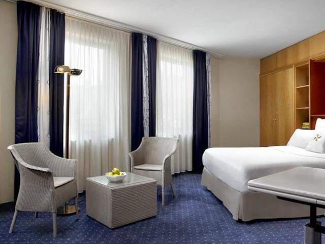 фотографии отеля Four Points by Sheraton Brussels изображение №7