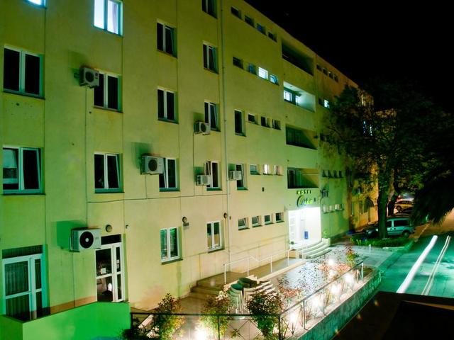 фото Hotel Dujam (ex. Omladinski Hostel) изображение №18