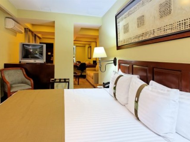 фото отеля Holiday Inn & Suites Zona Rosa изображение №17