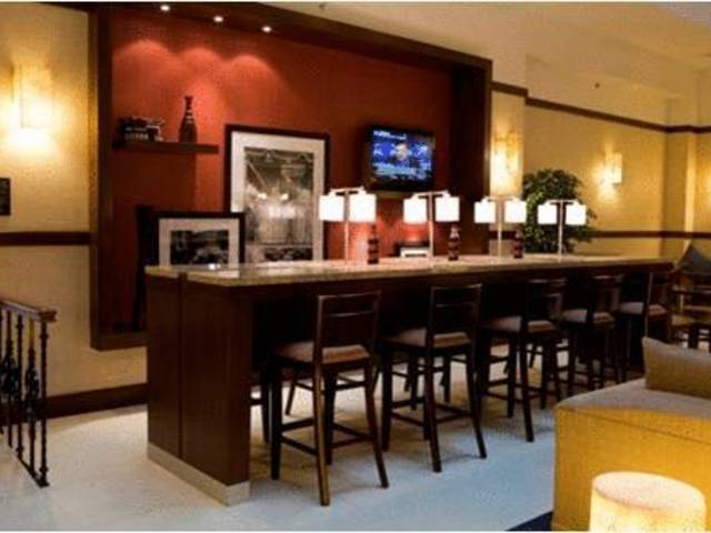 фото Hampton Inn & Suites by Hilton Mexico City изображение №10