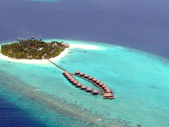 фотографии отеля Hideaway Beach Resort & Spa (ex. Island Hideaway at Dhonakulhi Maldives Spa Resort and Marina) изображение №35