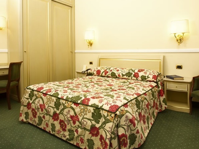 фото Hotel Romana Residence изображение №10