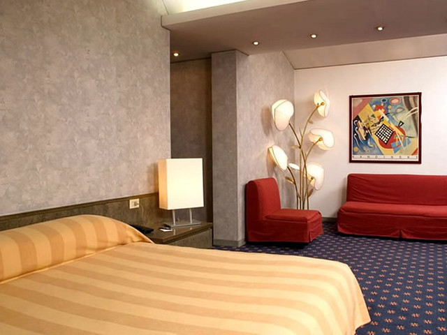 фото Hotel Romana Residence изображение №18