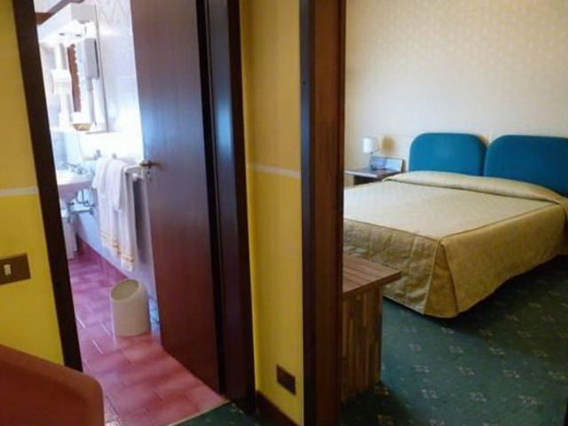 фото Vime Pasteur (ex. Comfort Hotel & Suites Pasteur) изображение №14