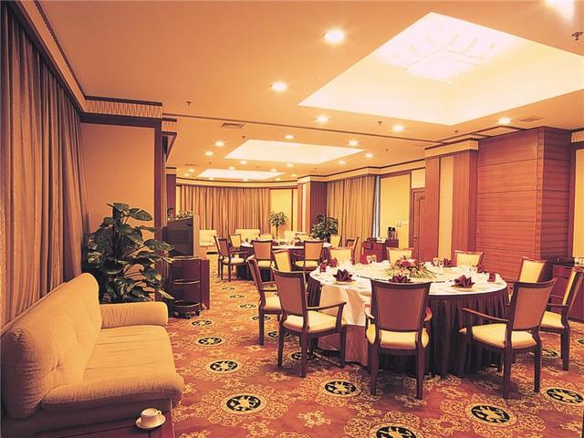 фото Shaanxi Business Hotel изображение №6