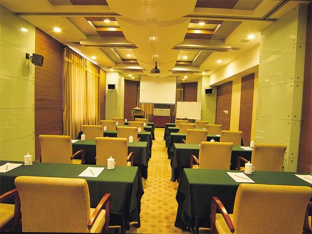 фото Shaanxi Business Hotel изображение №18