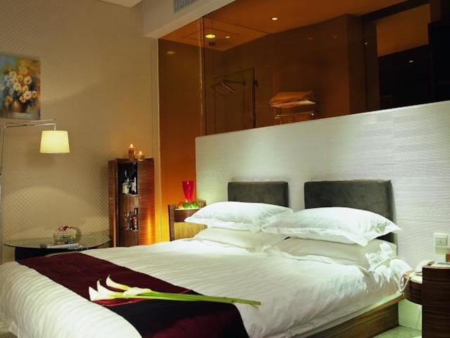 фото отеля Jing Zhi Hu Holiday Hotel изображение №5