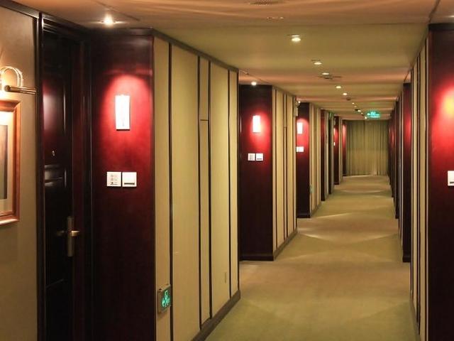 фото отеля Holiday Inn Pudong Nanpu изображение №9