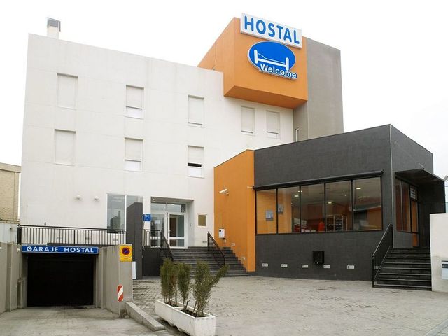 фото отеля Hotusa Hostal Welcome изображение №1