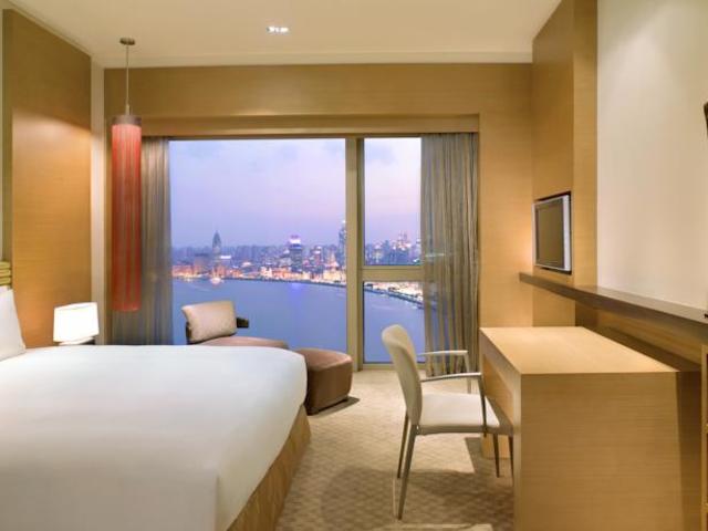 фото отеля Hyatt On The Bund изображение №25