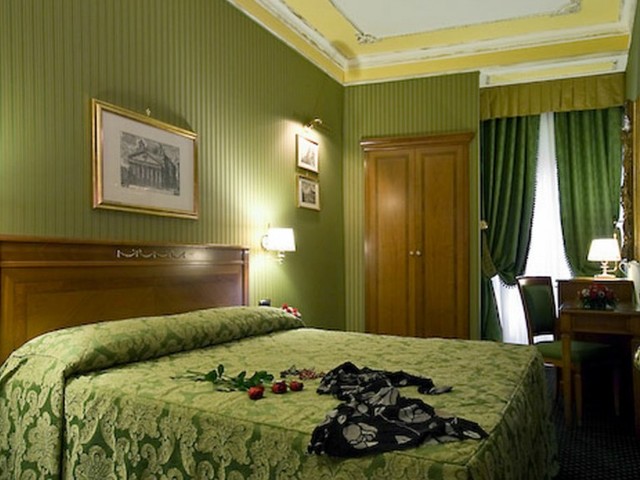 фотографии отеля Hotel Manfredi Suite In Rome изображение №7