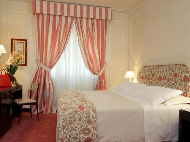 фото De La Ville Hotel Florence изображение №6