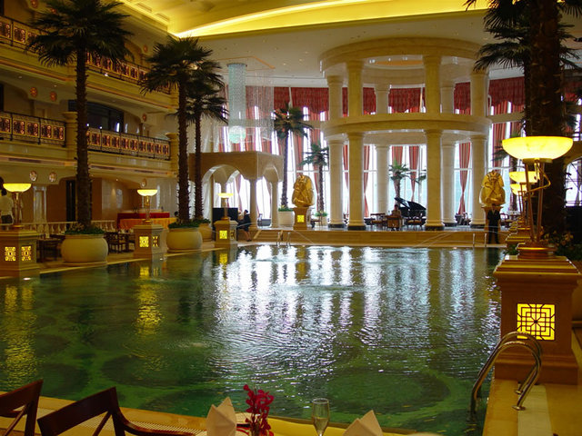 фото отеля Royal Mediterranean Hotel изображение №5