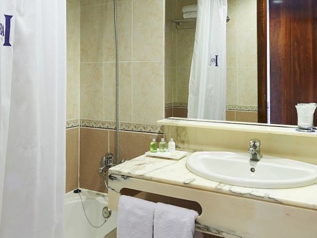 фото отеля Hesperia Sant Joan Suites Aparthotel изображение №5