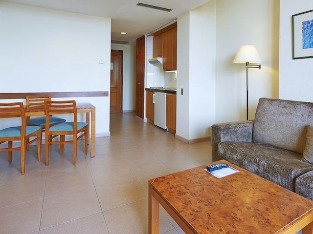 фотографии отеля Hesperia Sant Joan Suites Aparthotel изображение №19