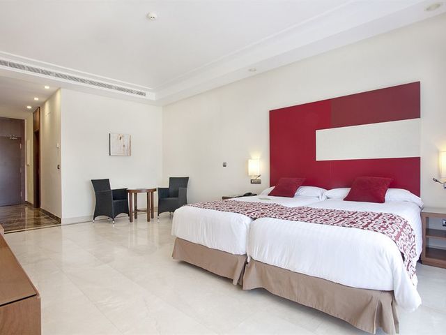 фото Fuerte Estepona (ex. Iberostar Suites Hotel Costa del Sol) изображение №38