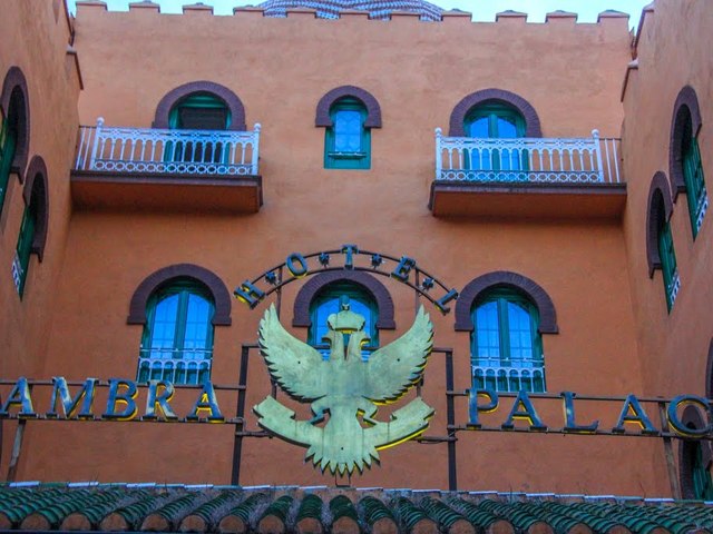 фото отеля Alhambra Palace изображение №17