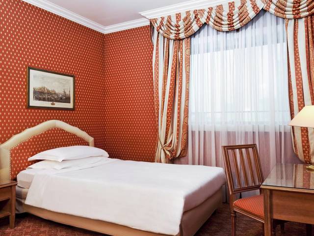 фото Four Points by Sheraton Milan Center Hotel изображение №14