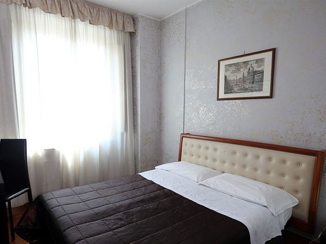 фото отеля Roma Room (ex. Residenza Menni) изображение №17