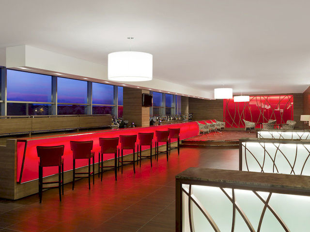 фото отеля Sheraton Milan Malpensa Airport Hotel & Conference Center изображение №25