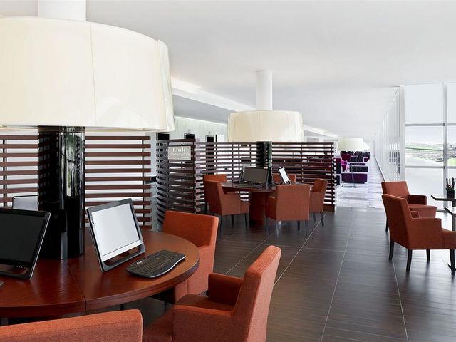 фото Sheraton Milan Malpensa Airport Hotel & Conference Center изображение №30