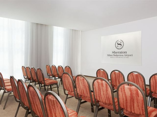 фото Sheraton Milan Malpensa Airport Hotel & Conference Center изображение №34