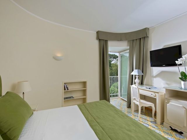 фото отеля Grand Hotel Punta Molino Terme изображение №17