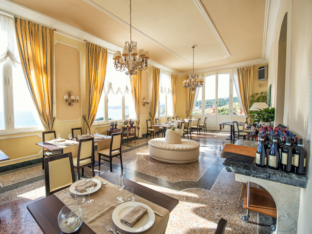 фотографии отеля Grand Hotel Villa Parisi изображение №43
