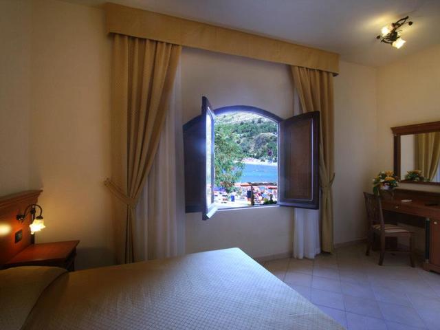 фото отеля Baia delle Sirene Beach Resort (ex. Club Capo Sant'Irene) изображение №49
