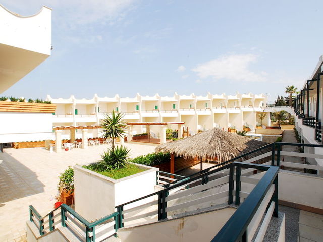 фото отеля Cala Saracena Resort изображение №21