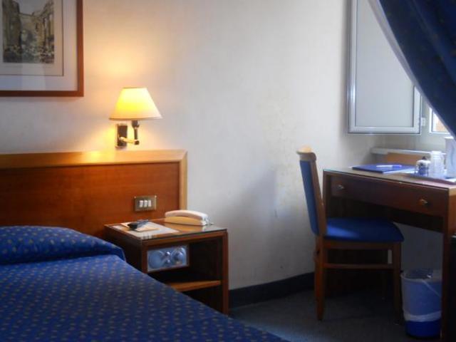 фото Hotel Marconi Roma изображение №18