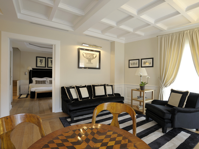 фото отеля Trevi Palace Luxury Apartments изображение №13