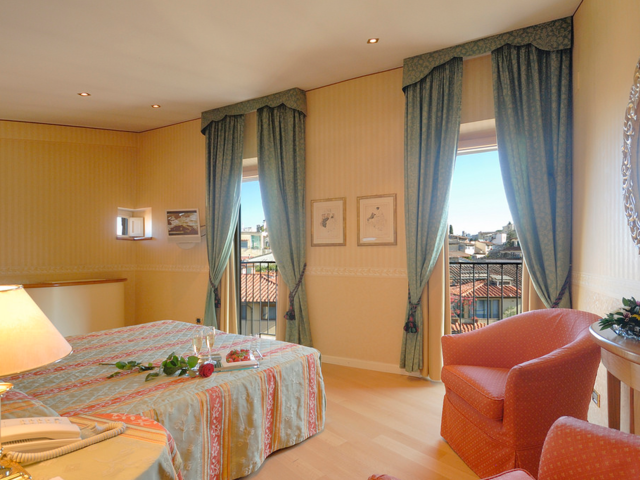 фото отеля Hotel Pitti Palace al Ponte Vecchio изображение №9