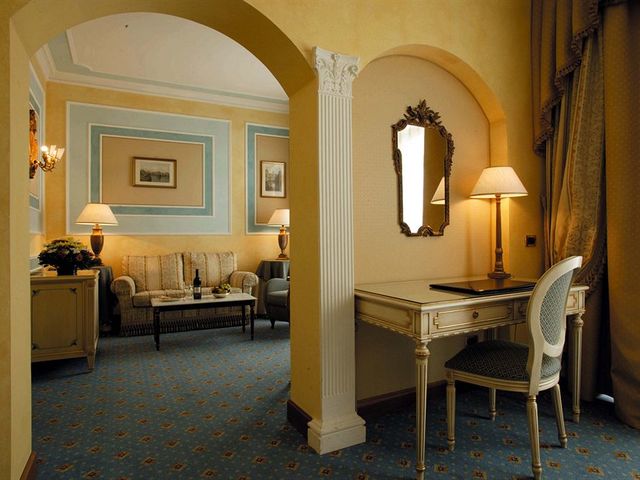 фотографии Grand Hotel Villa Medici изображение №44