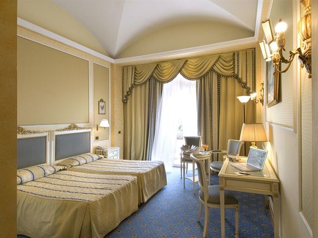 фотографии Grand Hotel Villa Medici изображение №48