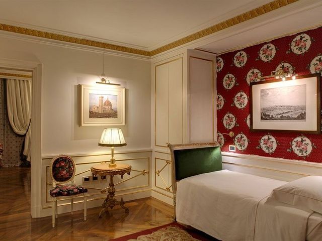 фото отеля Grand Hotel Villa Cora изображение №21