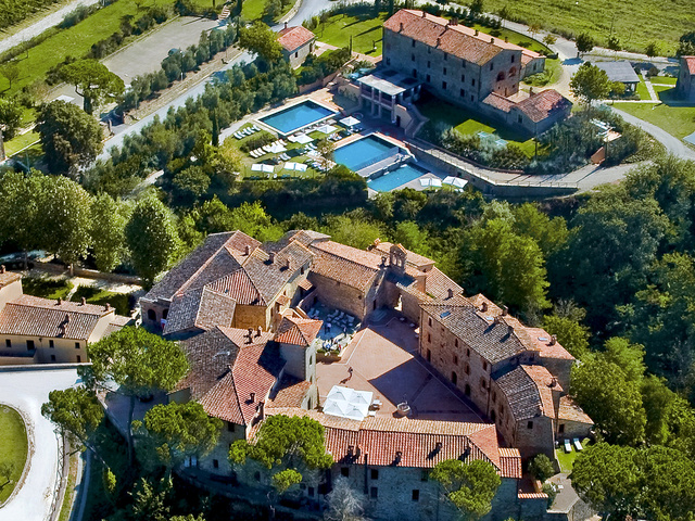 фото отеля Castel Monastero изображение №1