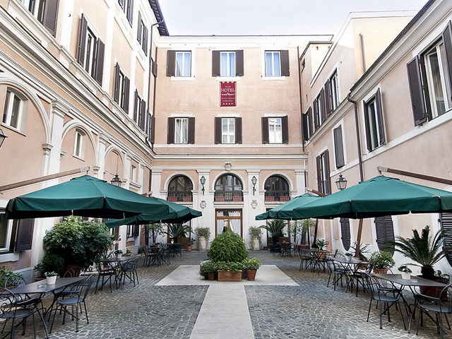 фото отеля Antico Palazzo Rospigliosi (ех. Hotel Le Cappellette di San Luigi) изображение №1