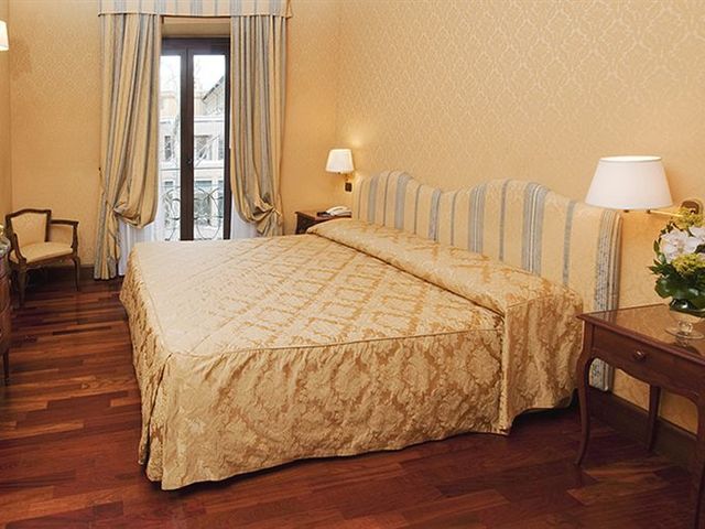 фото отеля Ambasciatori Palace изображение №21
