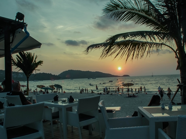 фотографии отеля The Bay and Beach Club (ex. Patong Bay Garden Resort) изображение №27