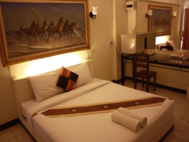 фотографии Golden Dragon Suvarnabhumi (ex. Nawarat Resort & Serviced Apartment) изображение №8