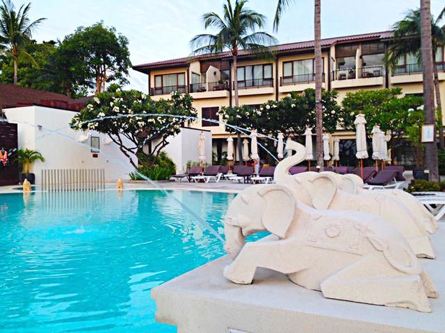 фото отеля Iyara Beach Hotel & Plaza изображение №5