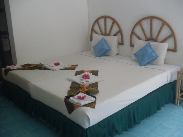 фото отеля Karon View Resort изображение №21