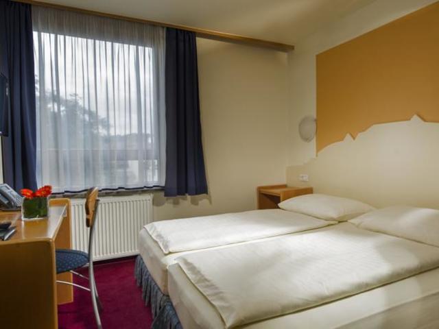 фото City Hotel Ljubljana изображение №2