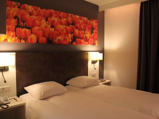 фото Hotel Amsterdam De Roode Leeuw изображение №30